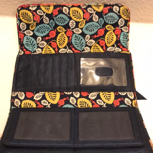 Vera Bradley Wallet - Picture 4 of 4